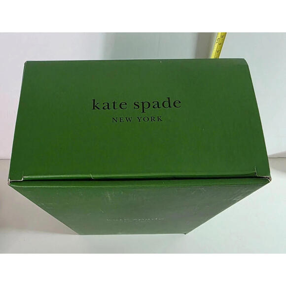 Kate Spade new york Set of 2 Grace Avenue Toasting Flutes - NEW IN BOX - Picture 8 of 9